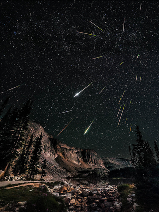 Illustration for article titled The Best Meteor Shower of the Year Is Tonight, and Here’s How to Watch it